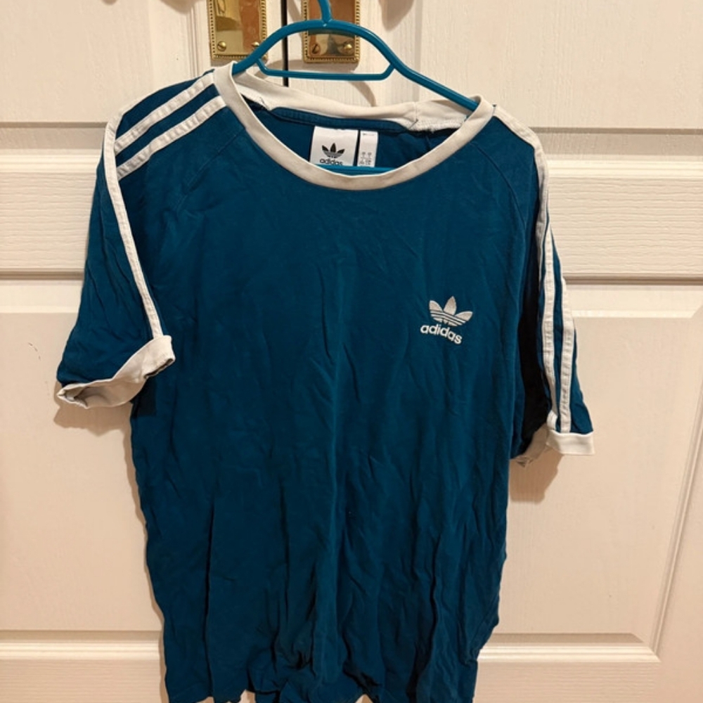 Adidas T